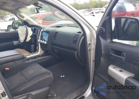 2008 Toyota Tundra Sr5 5.7L V8 z USA, uszkodzony, nr VIN 5TFBV54178X053937